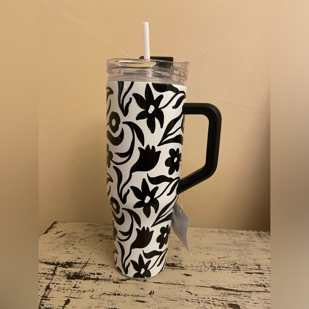 The Spring Shop Black and White Floral Tumbler